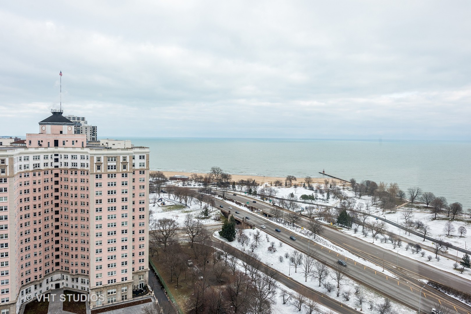 5455 N sheridan Road Unit: 2703