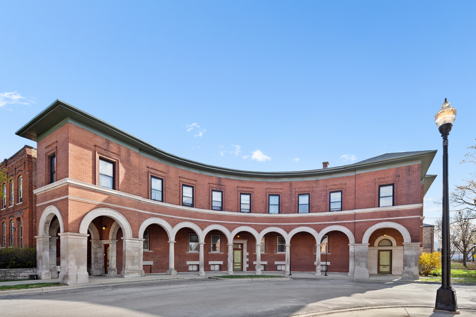 632 E 112th Street