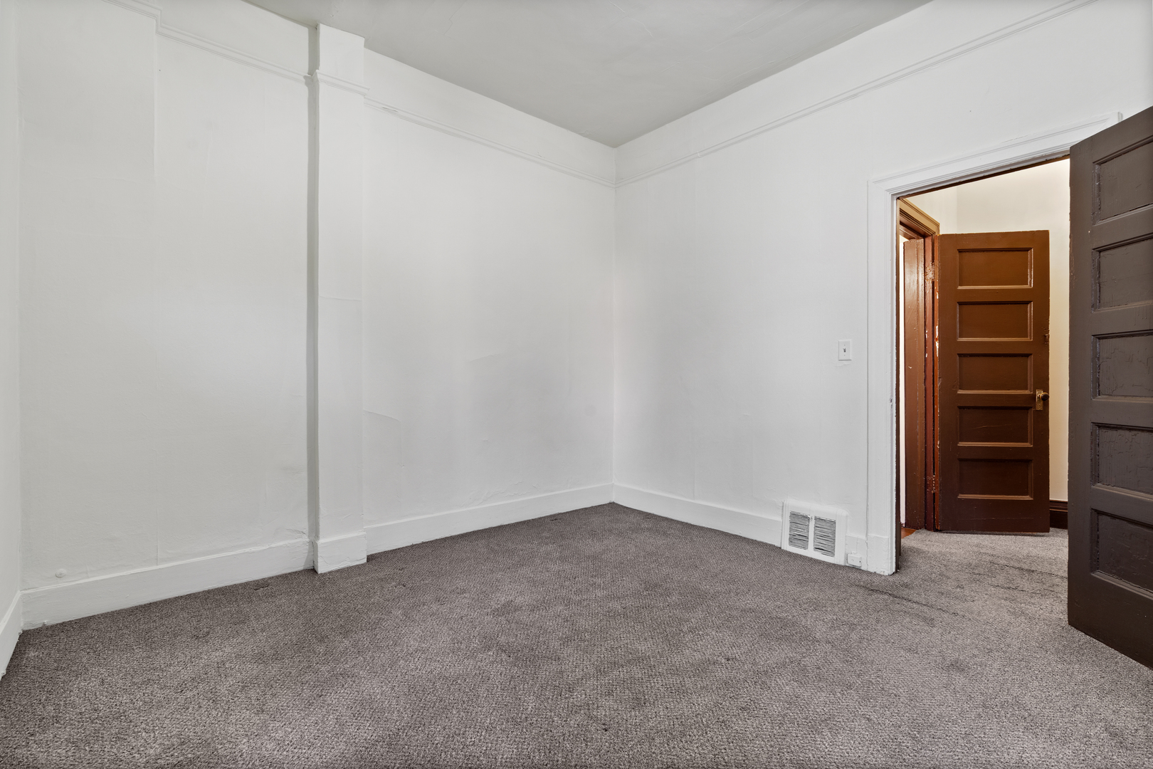 632 E 112th Street