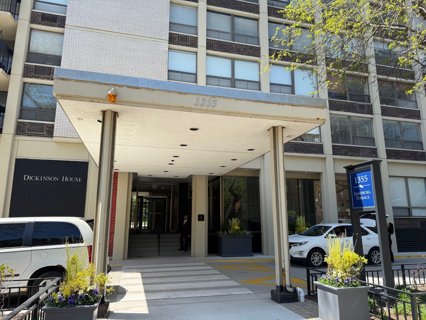 1355 N Sandburg Terrace Unit: 206D