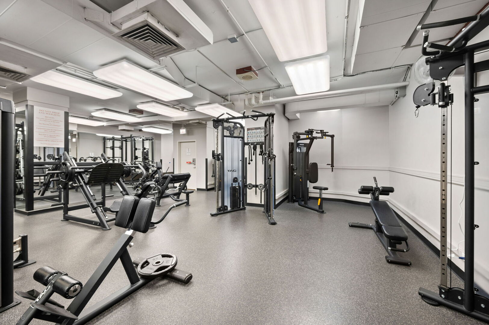 211 E Ohio Street Unit: 2915