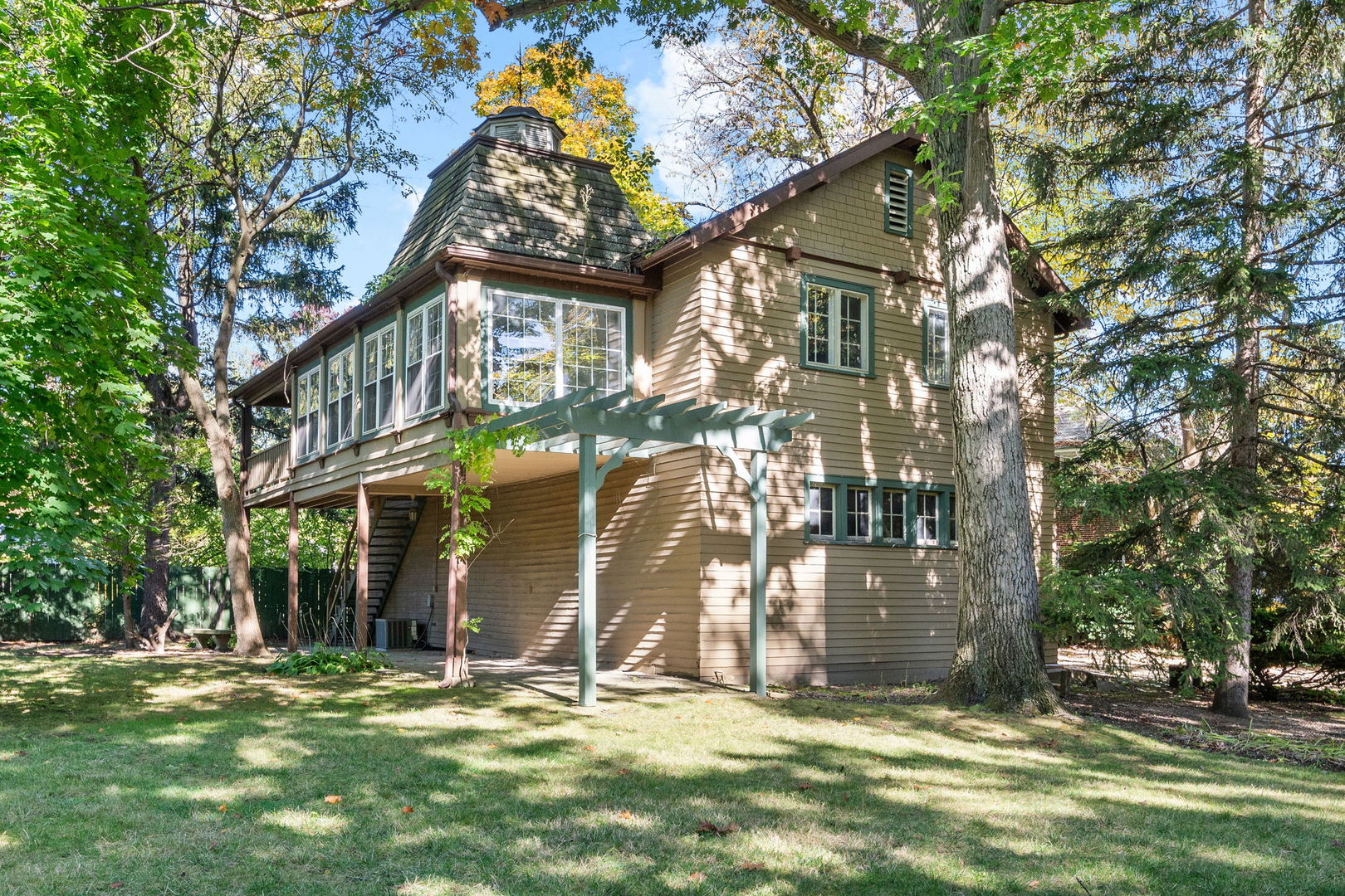 215 Prospect Avenue