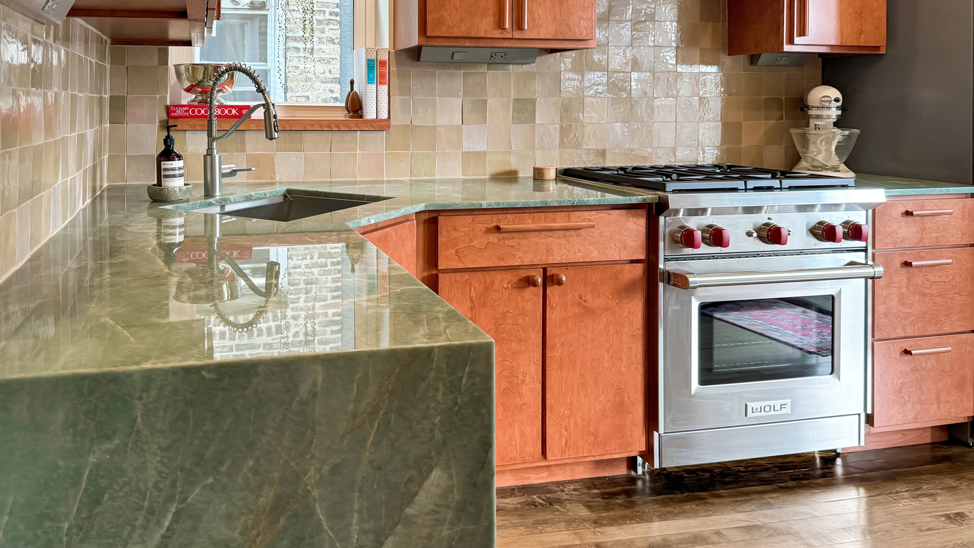 2617 W Leland Avenue Unit: 2