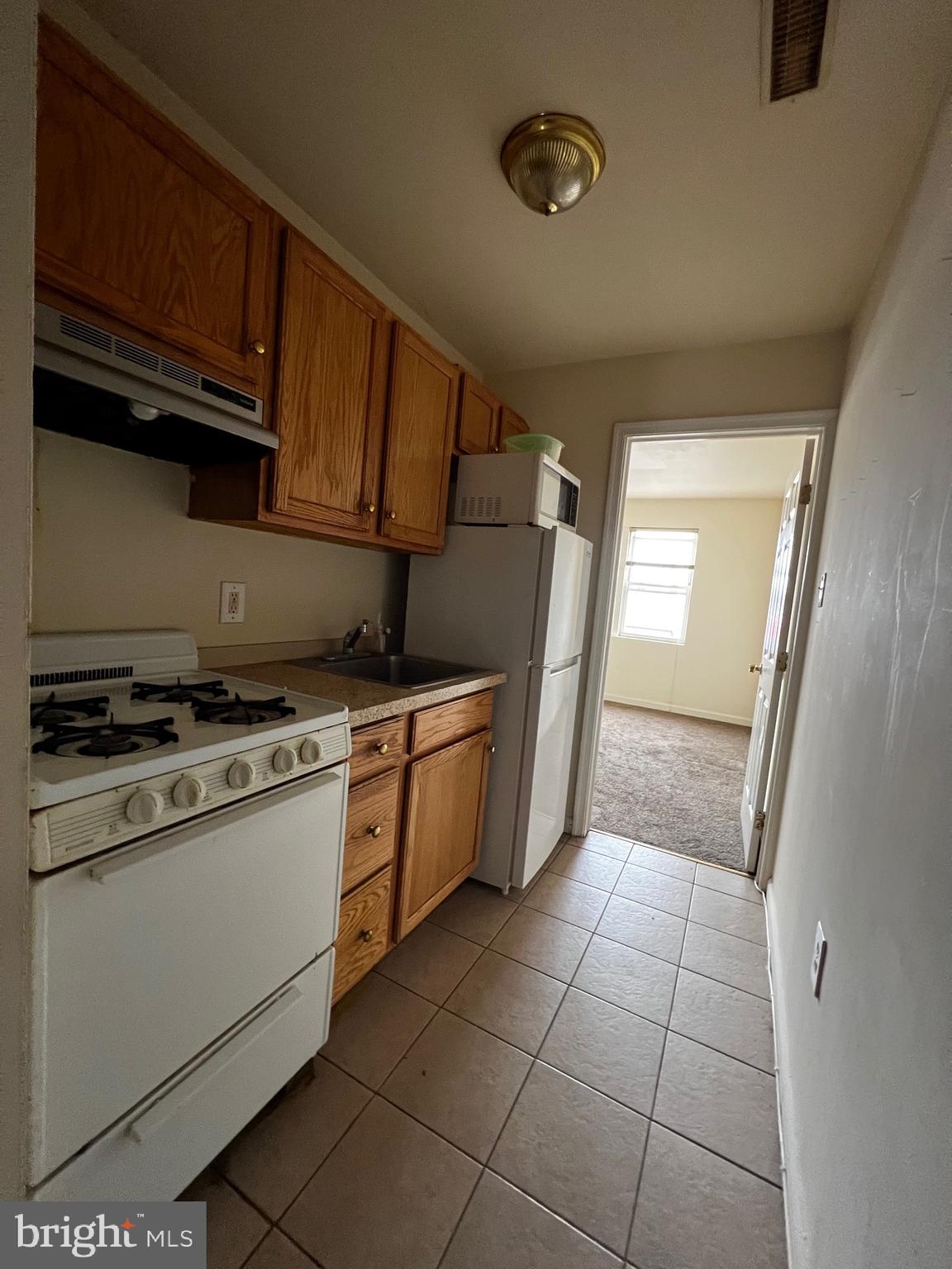 109 S Main St