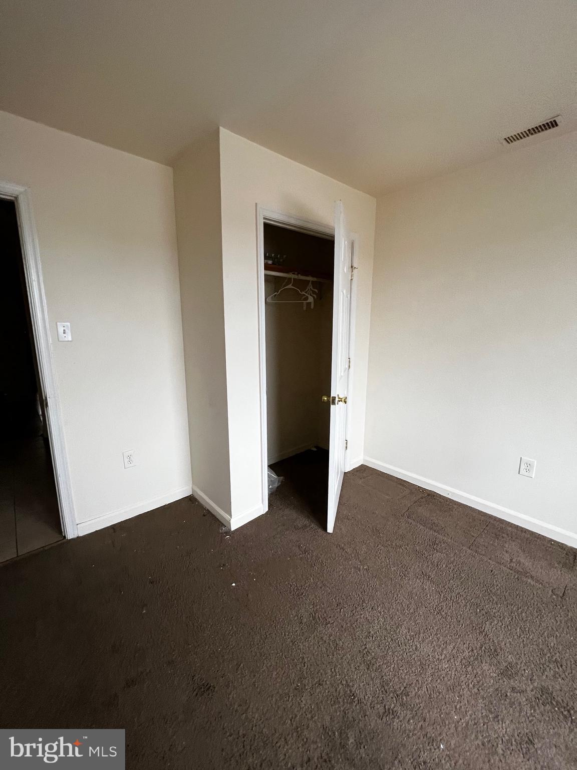 109 S Main St