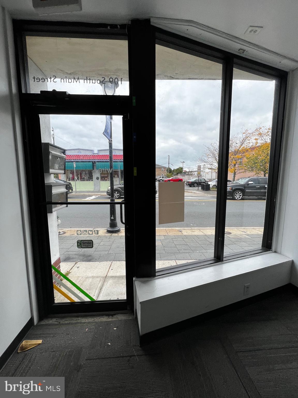 109 S Main St