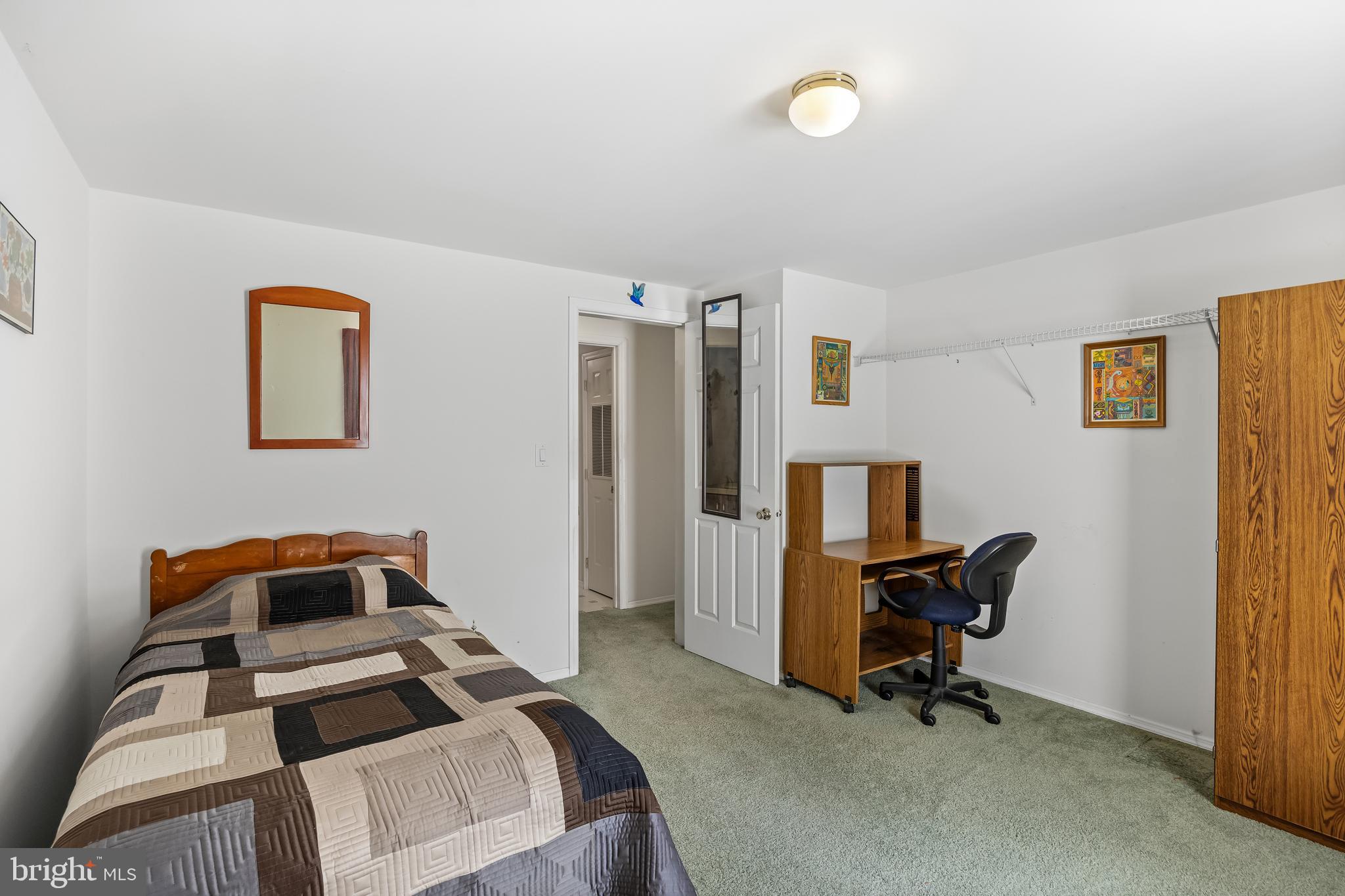 109 Loch Lomond COURT