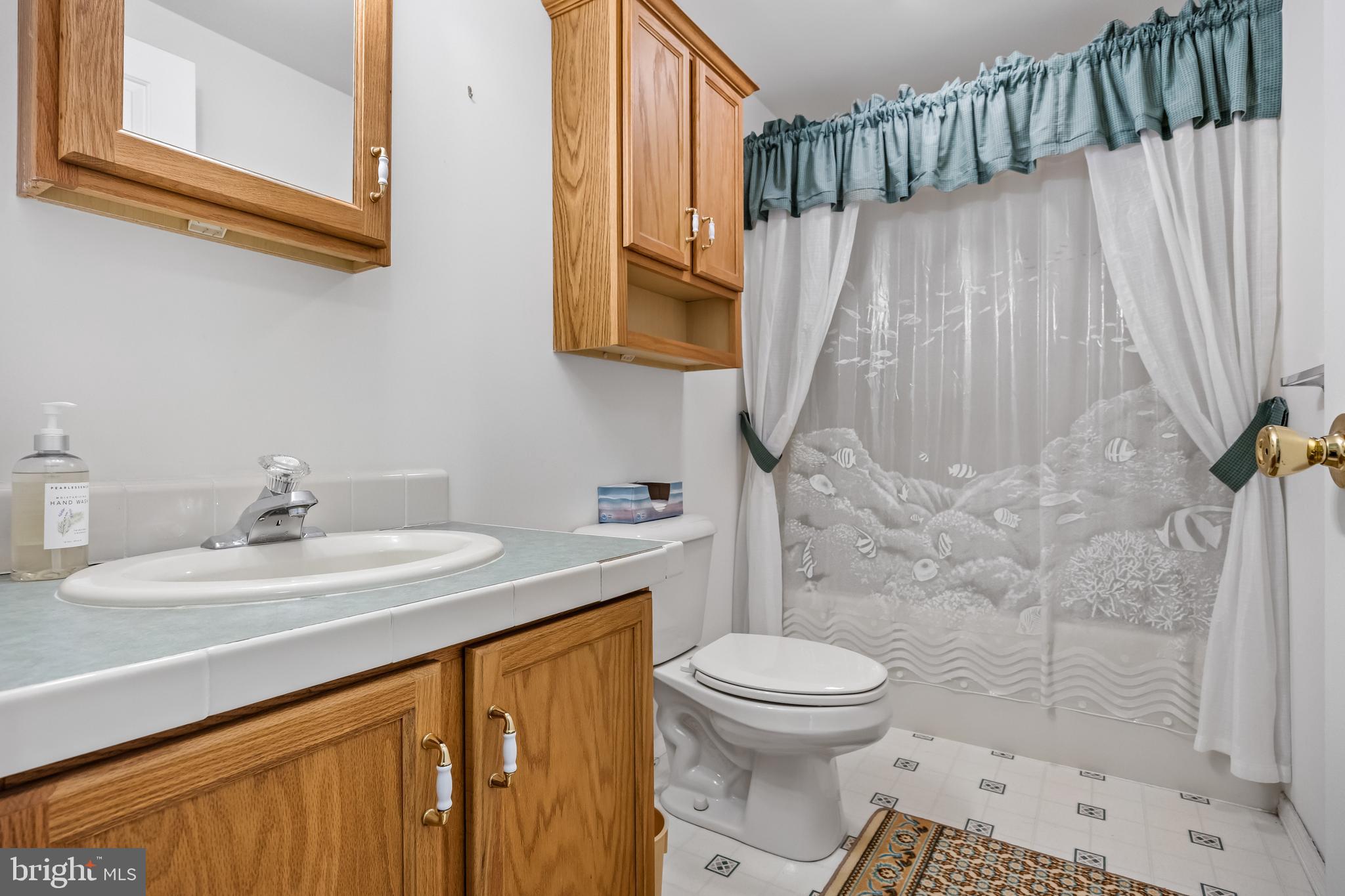 109 Loch Lomond COURT