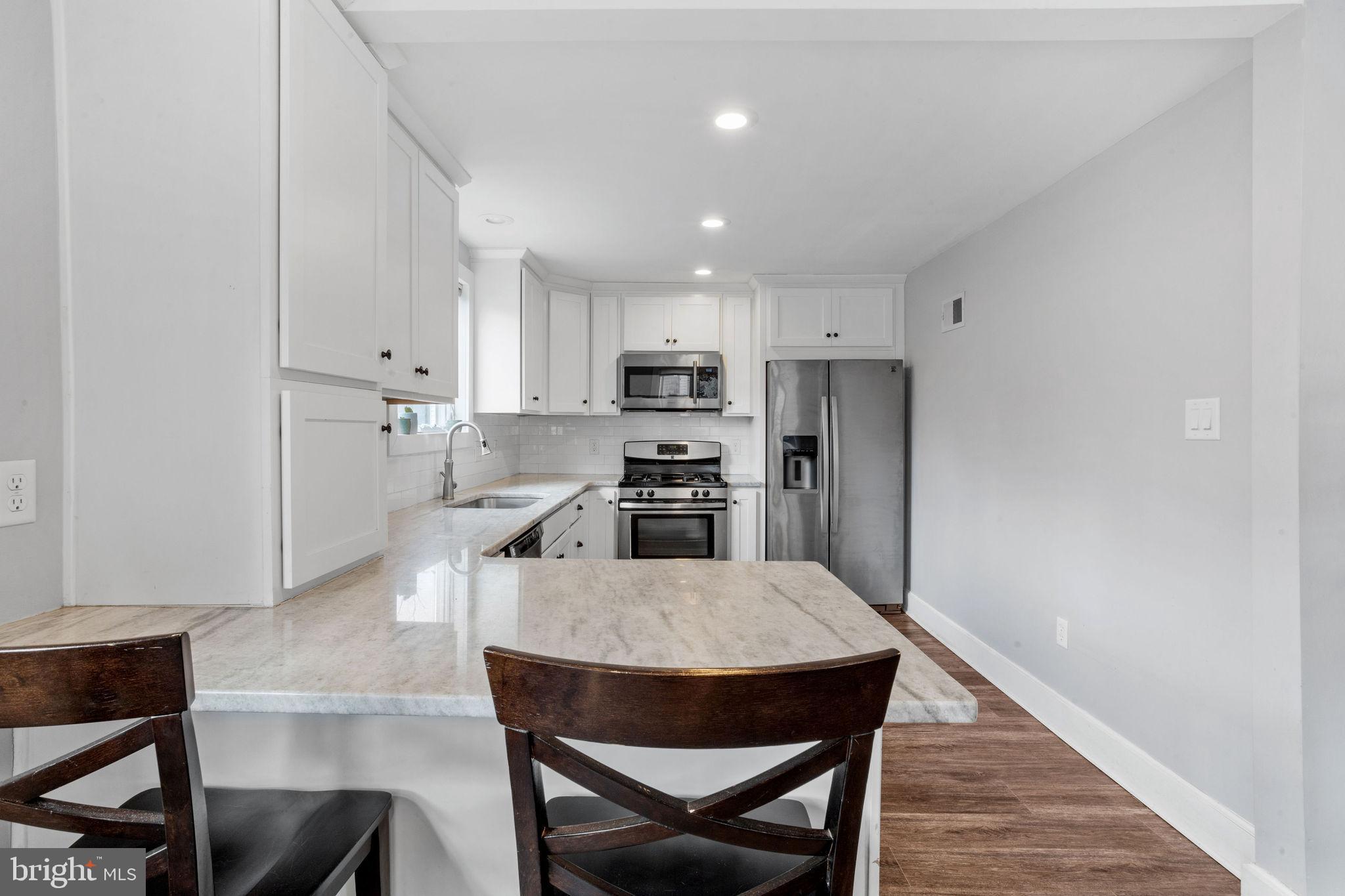 442 S EGG HARBOR ROAD