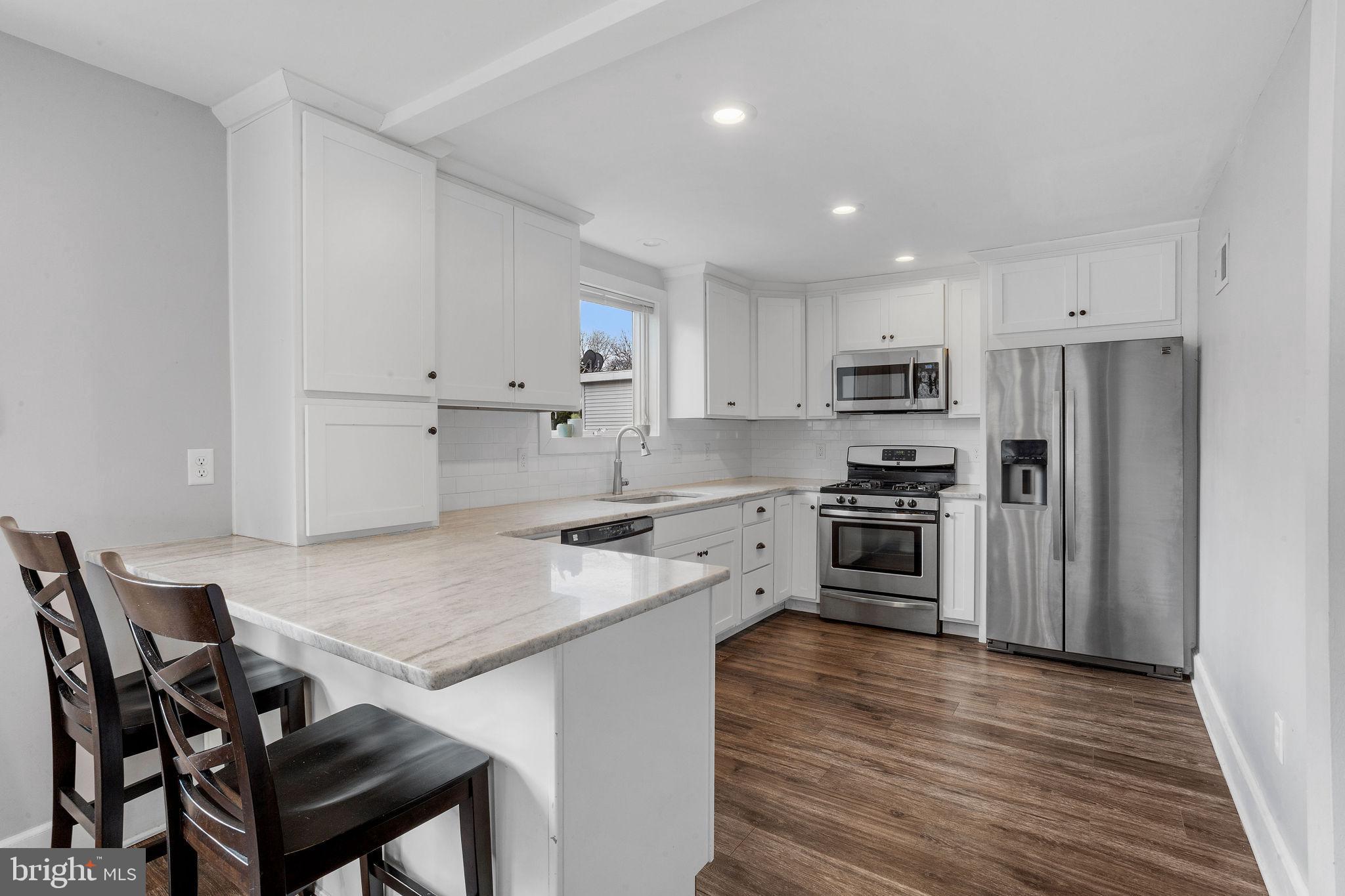 442 S EGG HARBOR ROAD