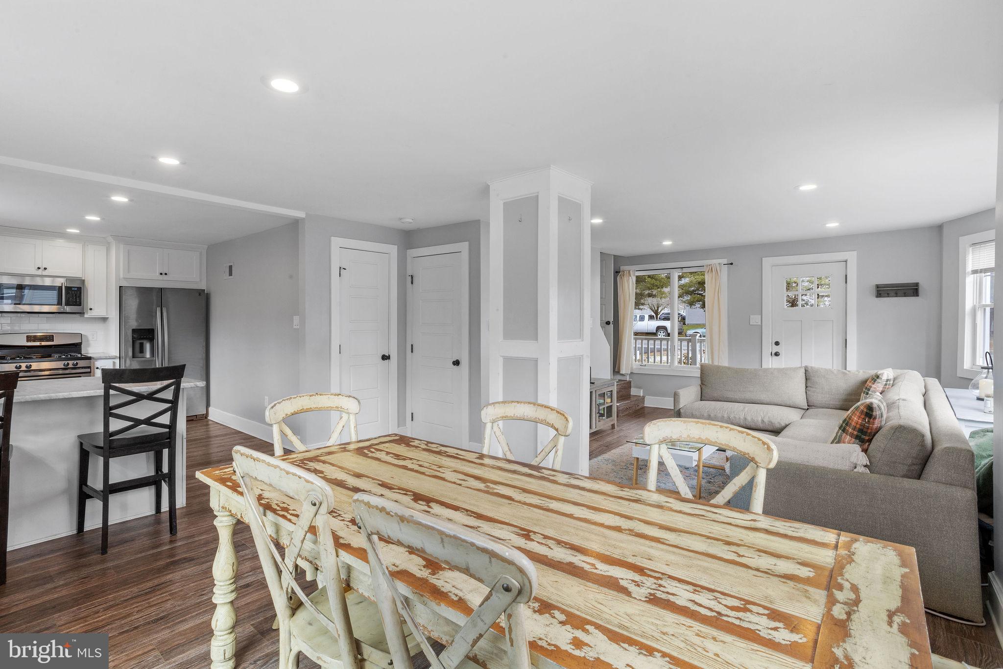 442 S EGG HARBOR ROAD