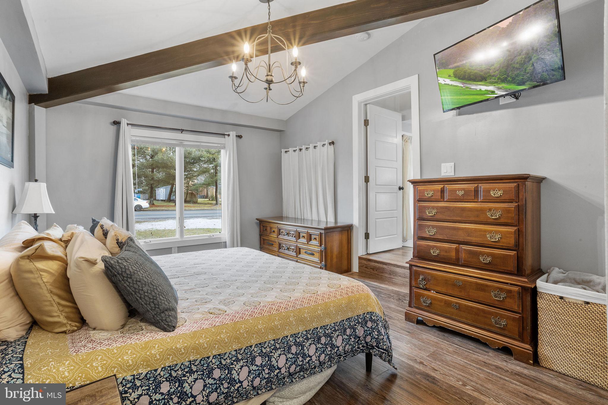 442 S EGG HARBOR ROAD