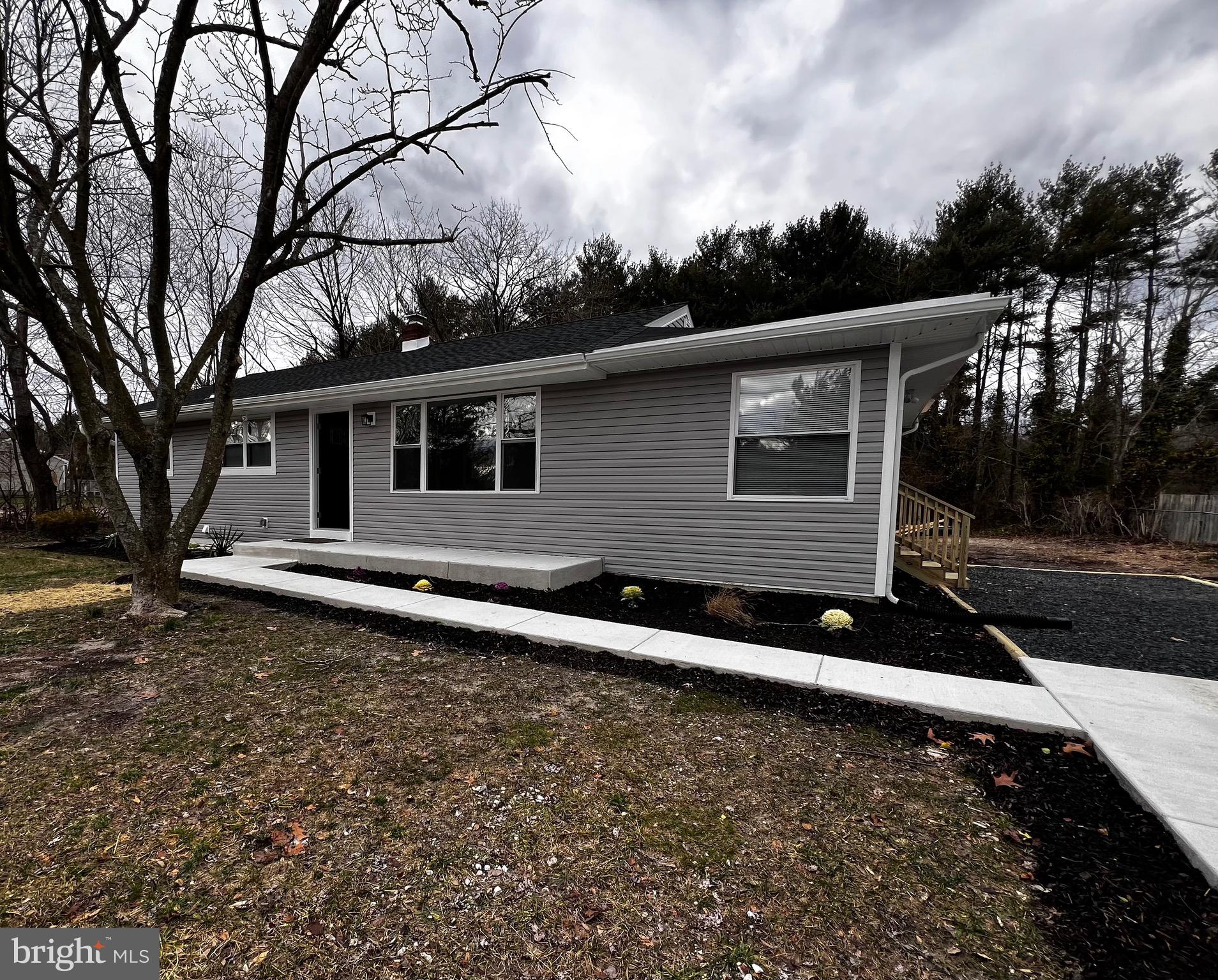202 Melini Ave