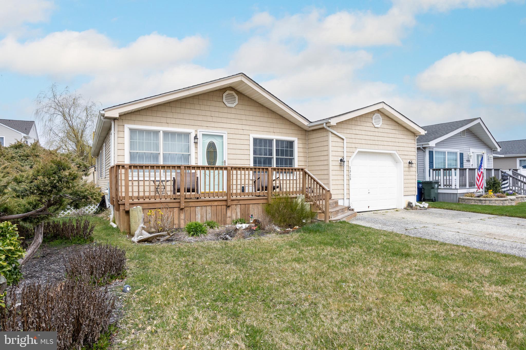 1325 Quimet Rd