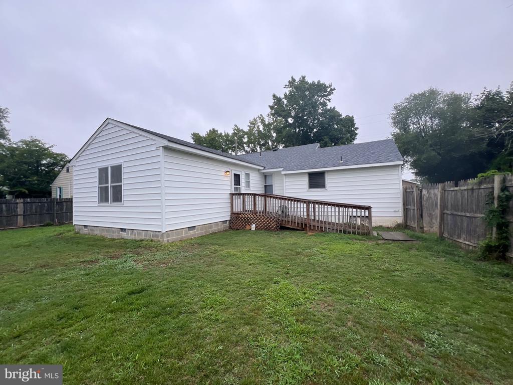 1324 W North St