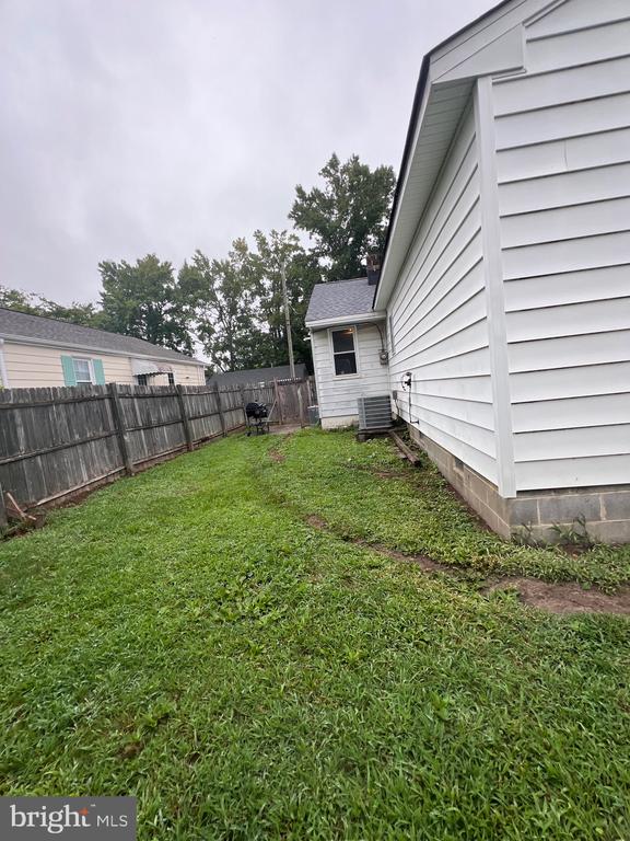 1324 W North St