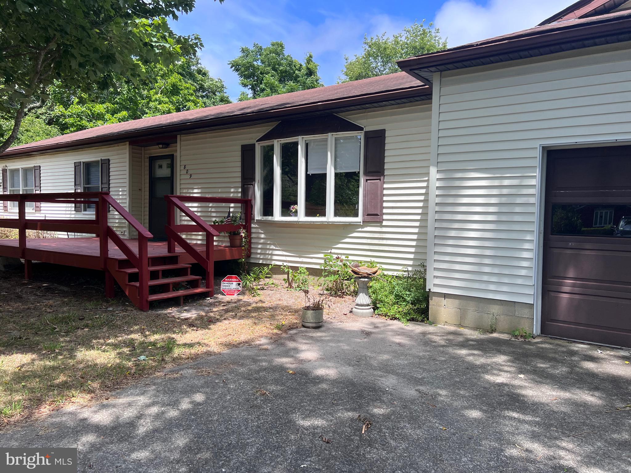 809 Somerstown Ln