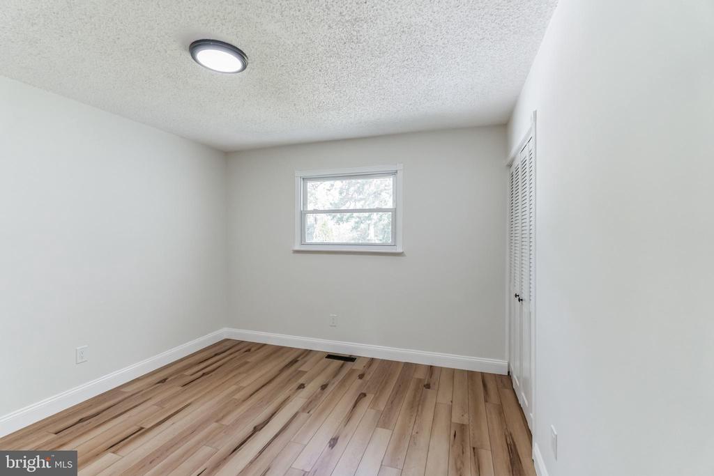 32 S RIVER DRIVE