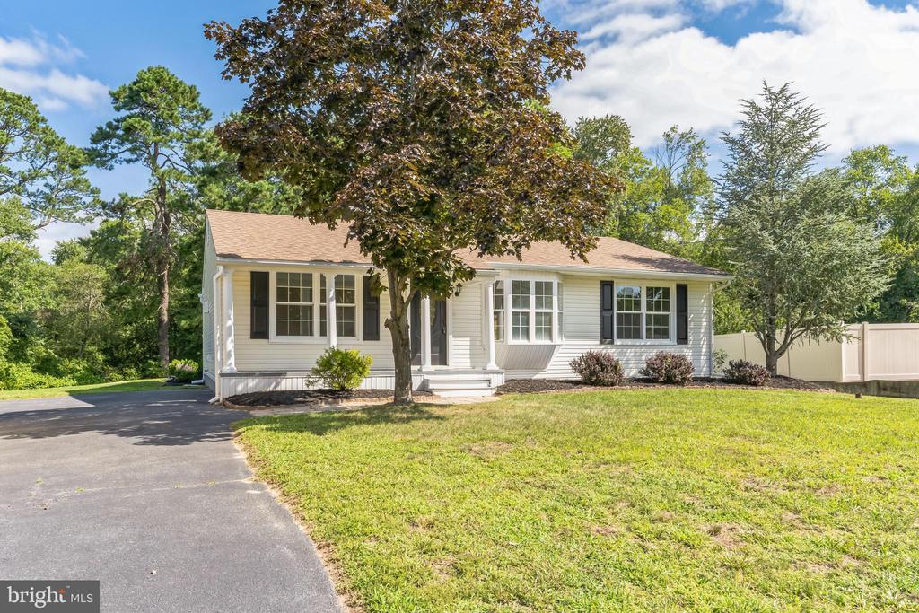 32 S RIVER DRIVE