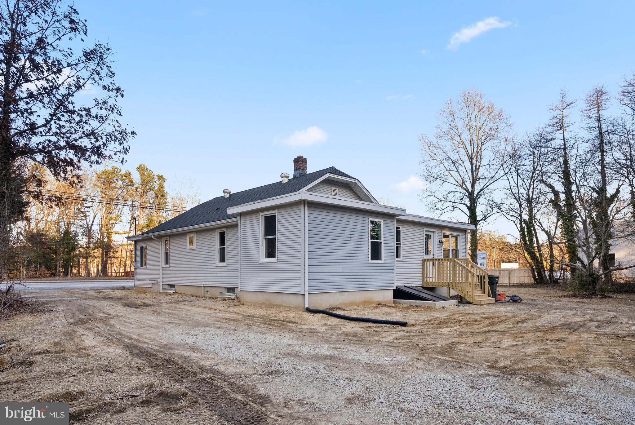 4707 White Horse
