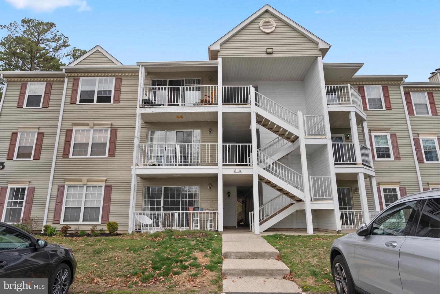 19 Iroquois Dr