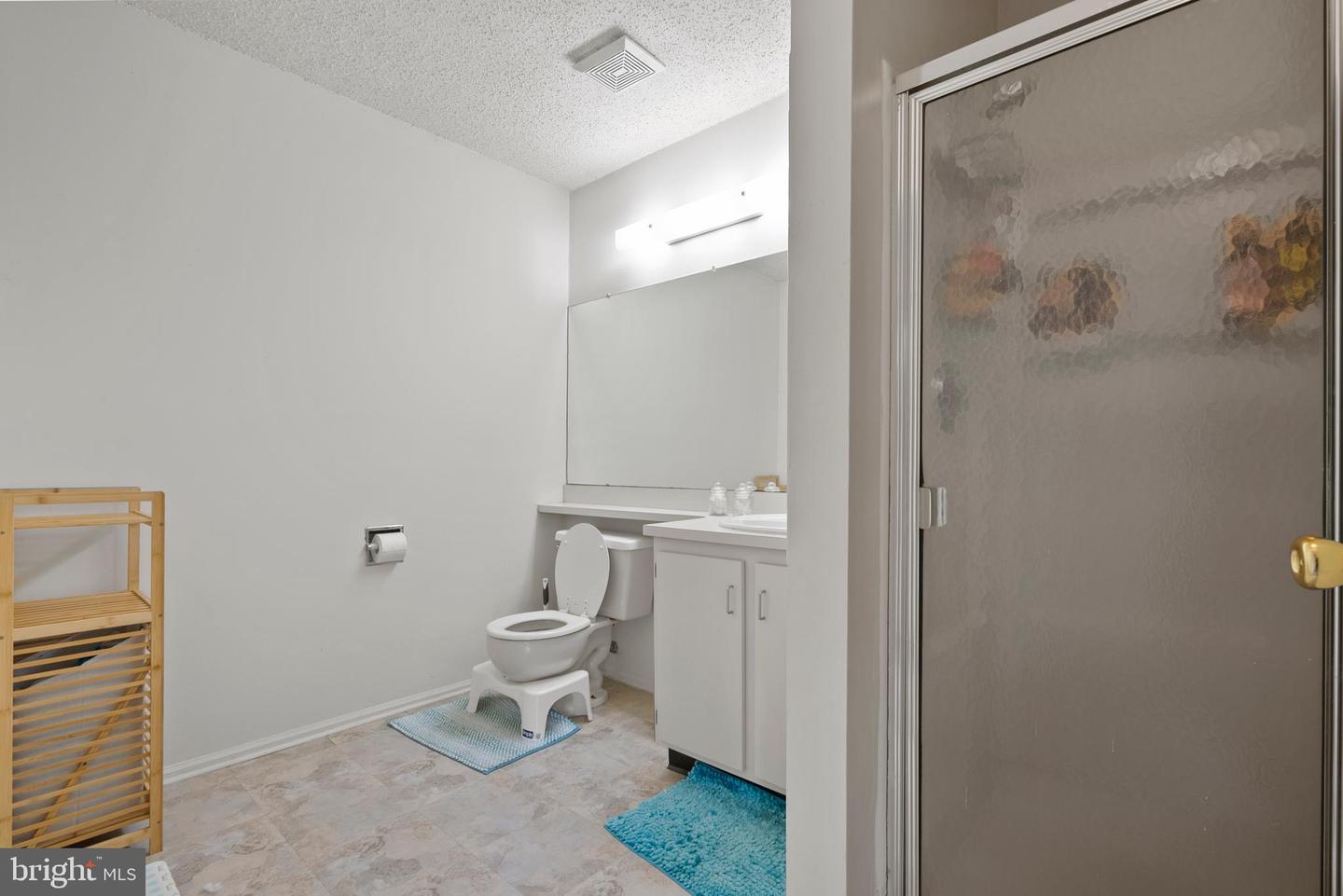 19 Iroquois Dr