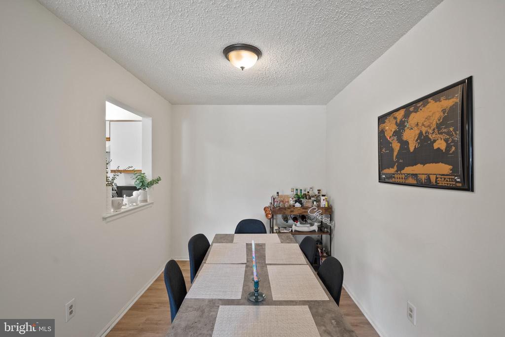19 Iroquois Dr