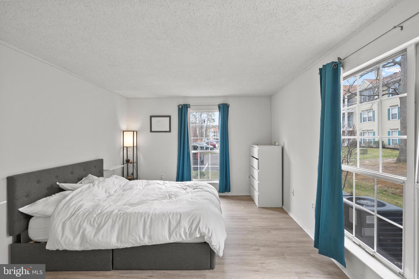 19 Iroquois Dr