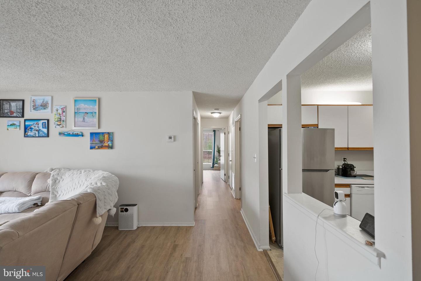 19 Iroquois Dr