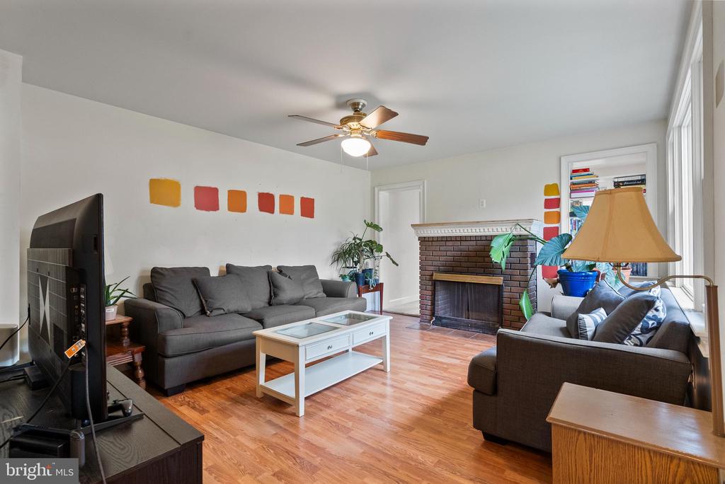 251 Wheat Rd