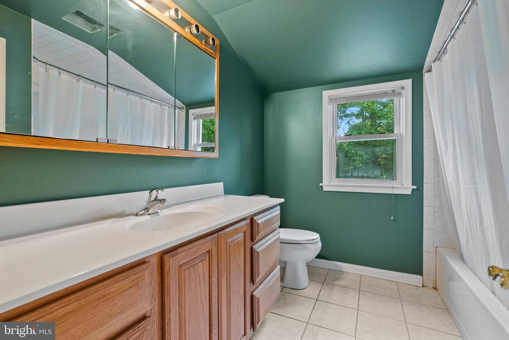 251 Wheat Rd