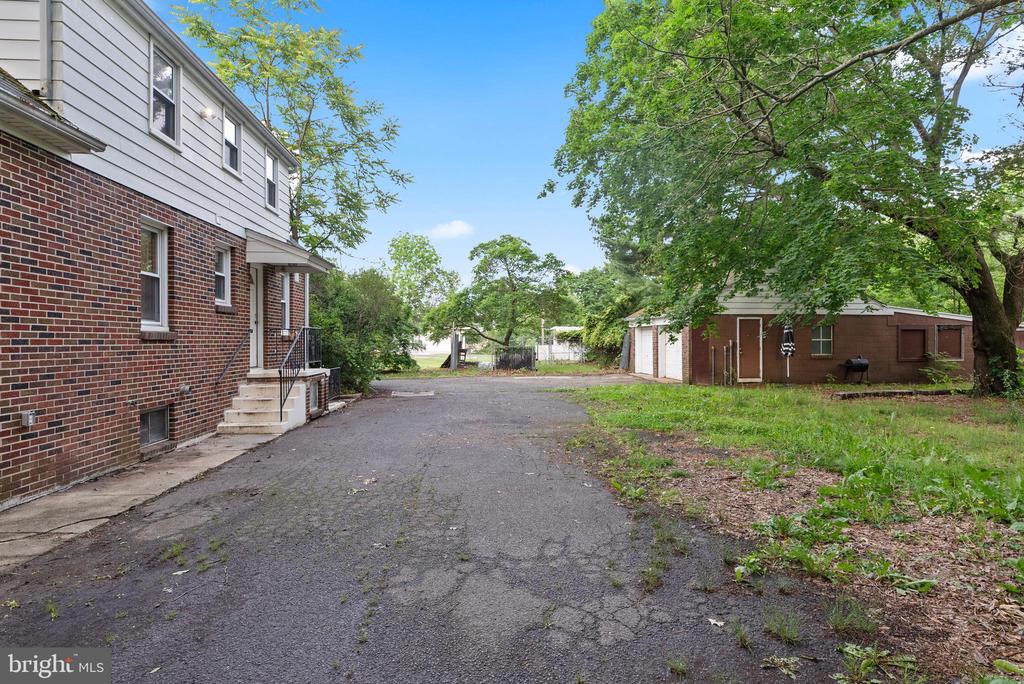 251 Wheat Rd