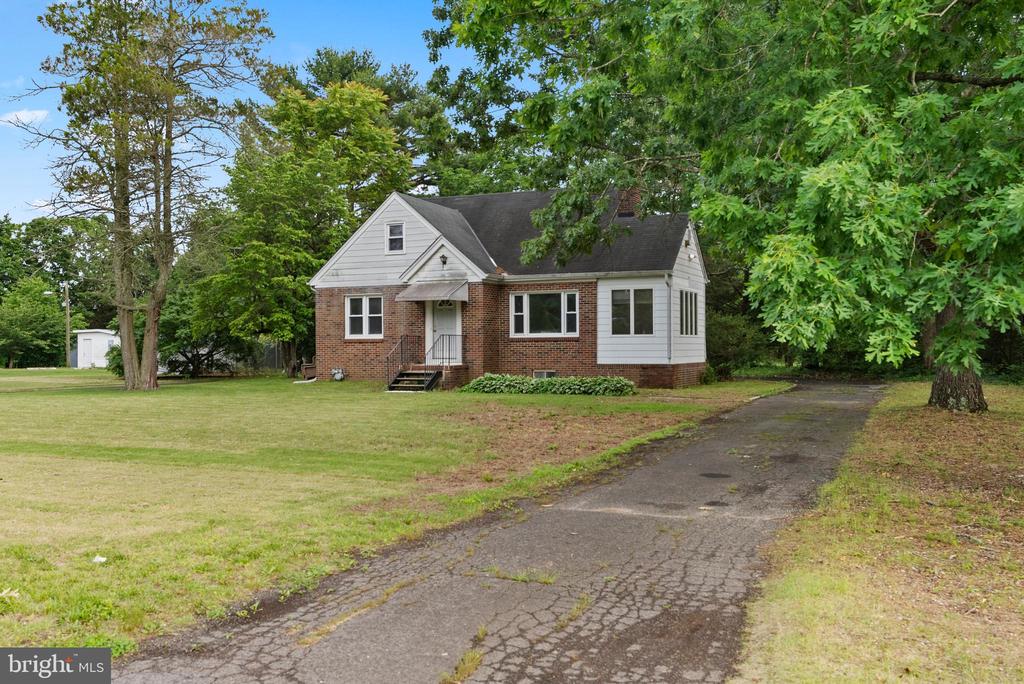 251 Wheat Rd