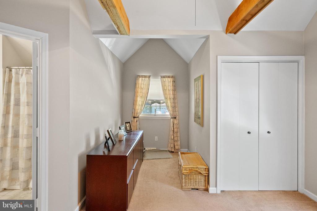 427 Tulip Ave