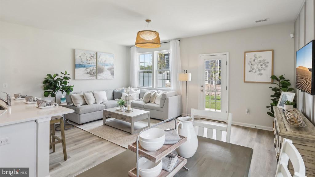 226 HERMOSA DRIVE