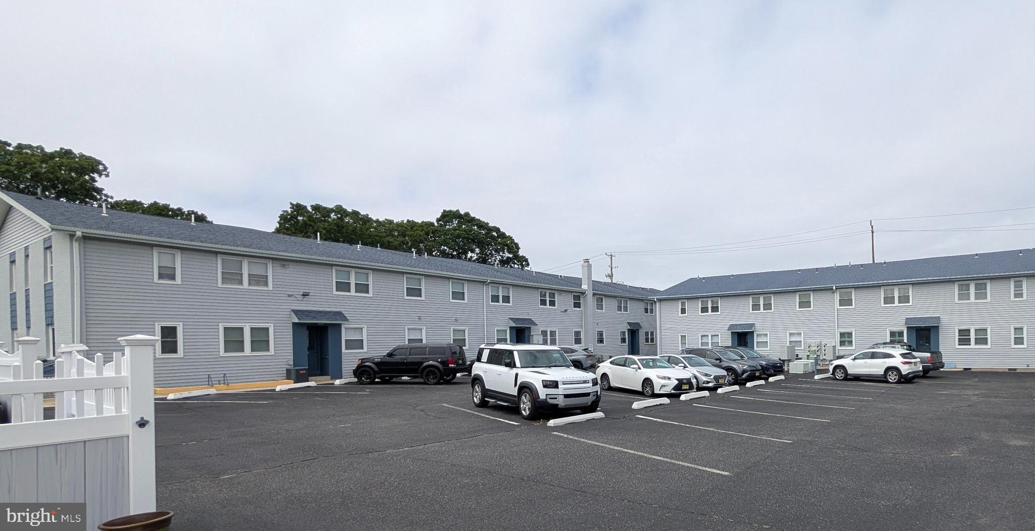 532 SUNRISE AVENUE, HARBOUR VIEW D