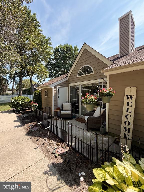 550 CENTRAL AVE Unit: D16