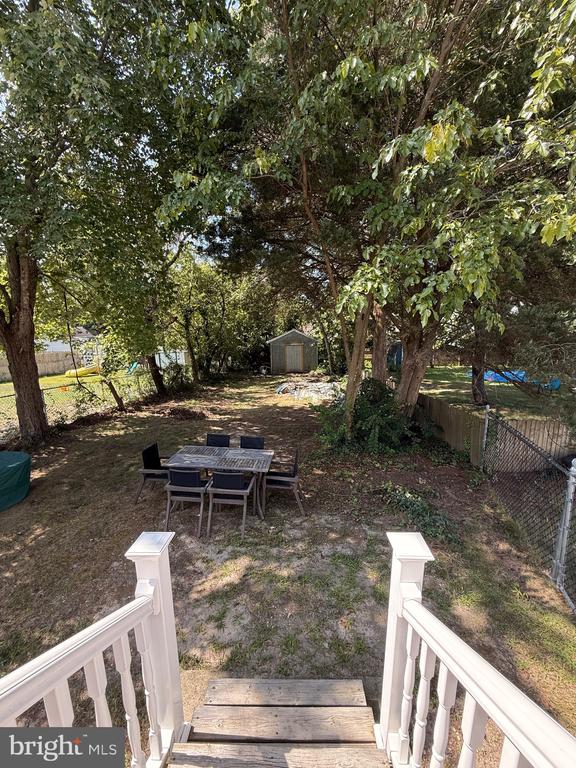 532 DOLPHIN AVENUE