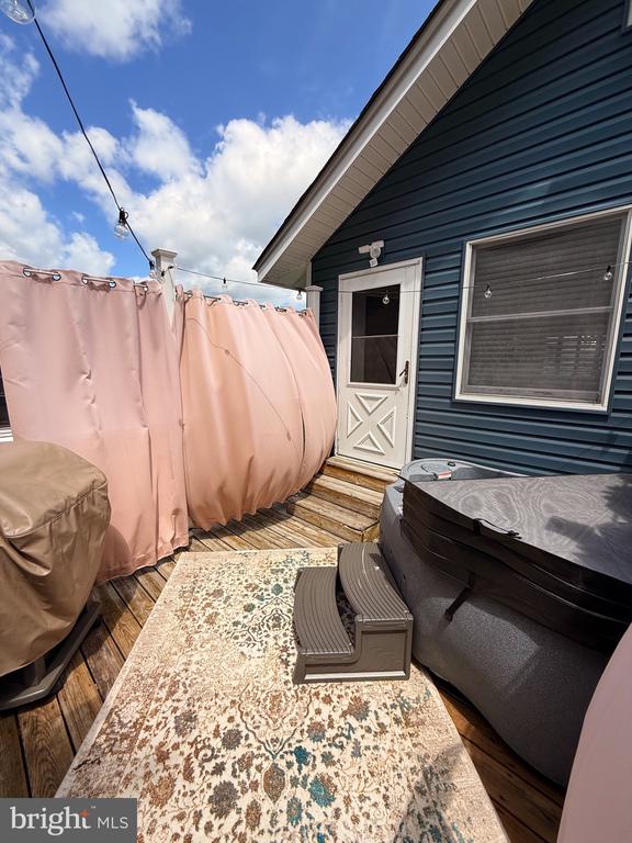 532 DOLPHIN AVENUE