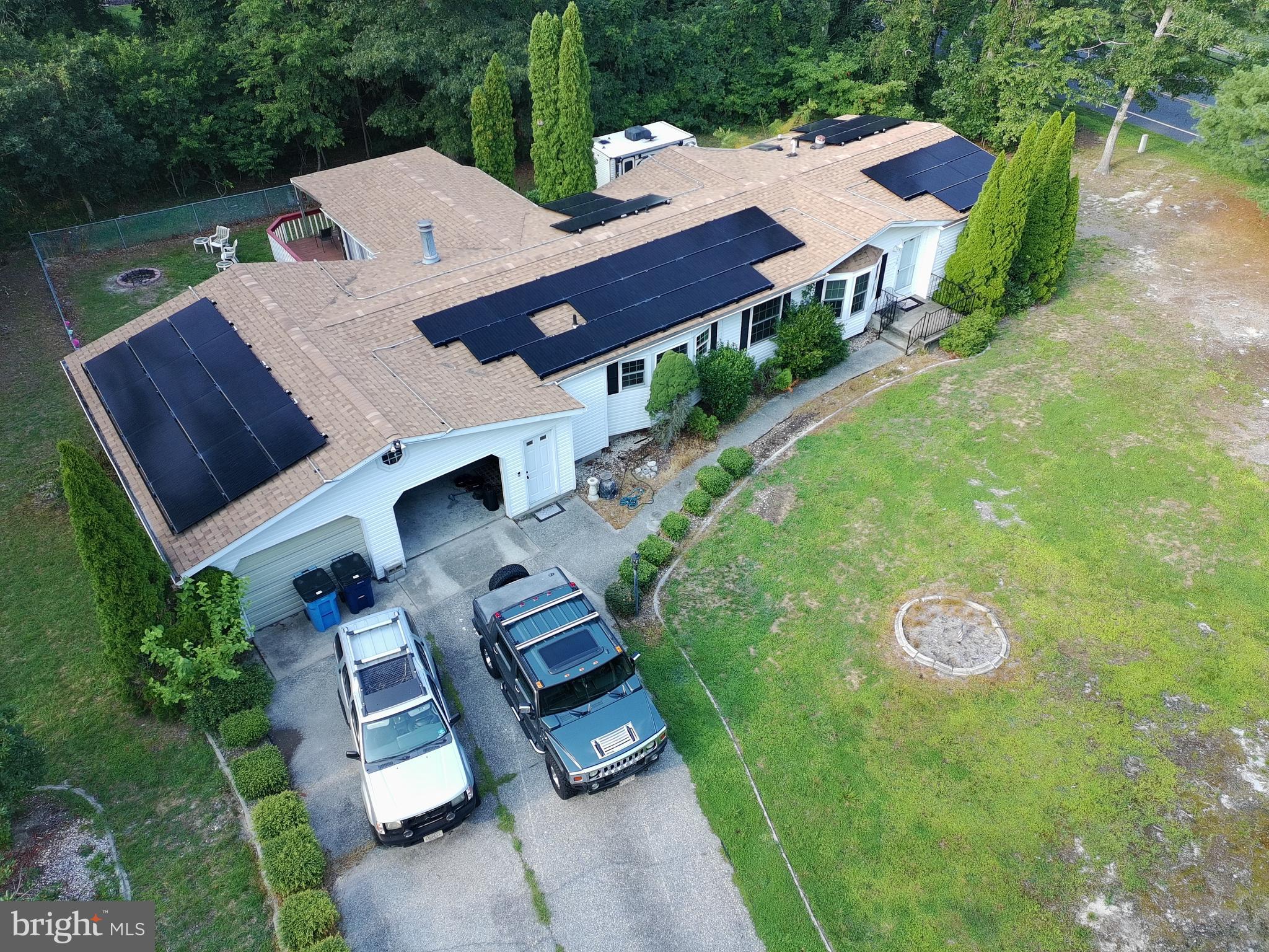 399 Upland Ave