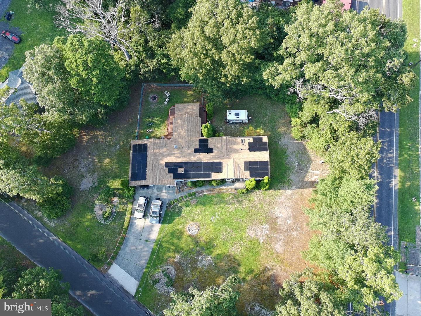 399 Upland Ave