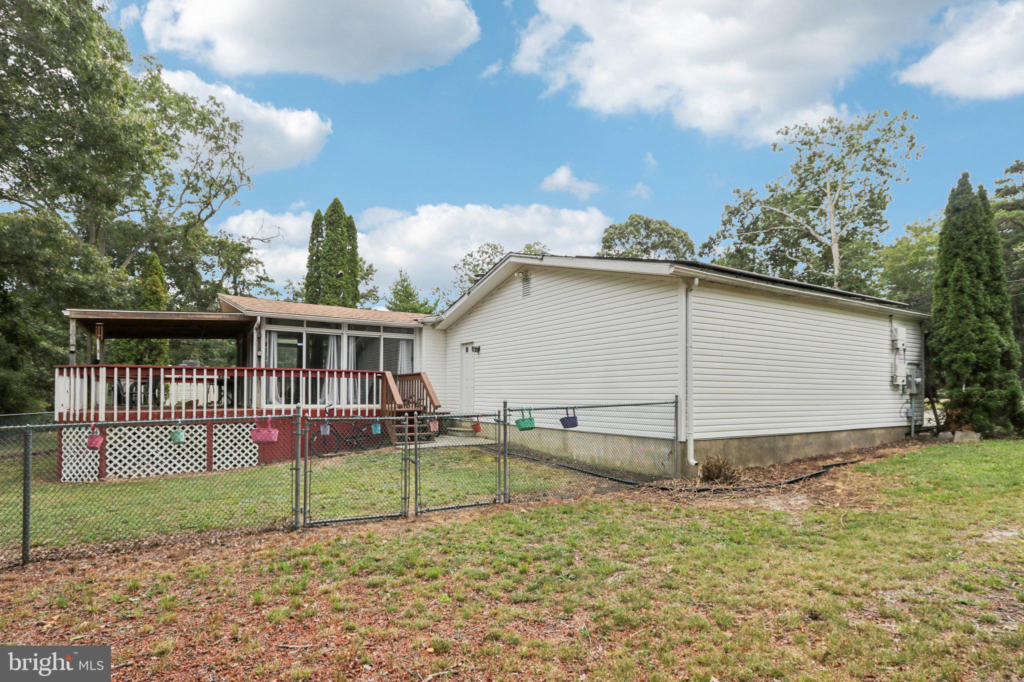 399 Upland Ave