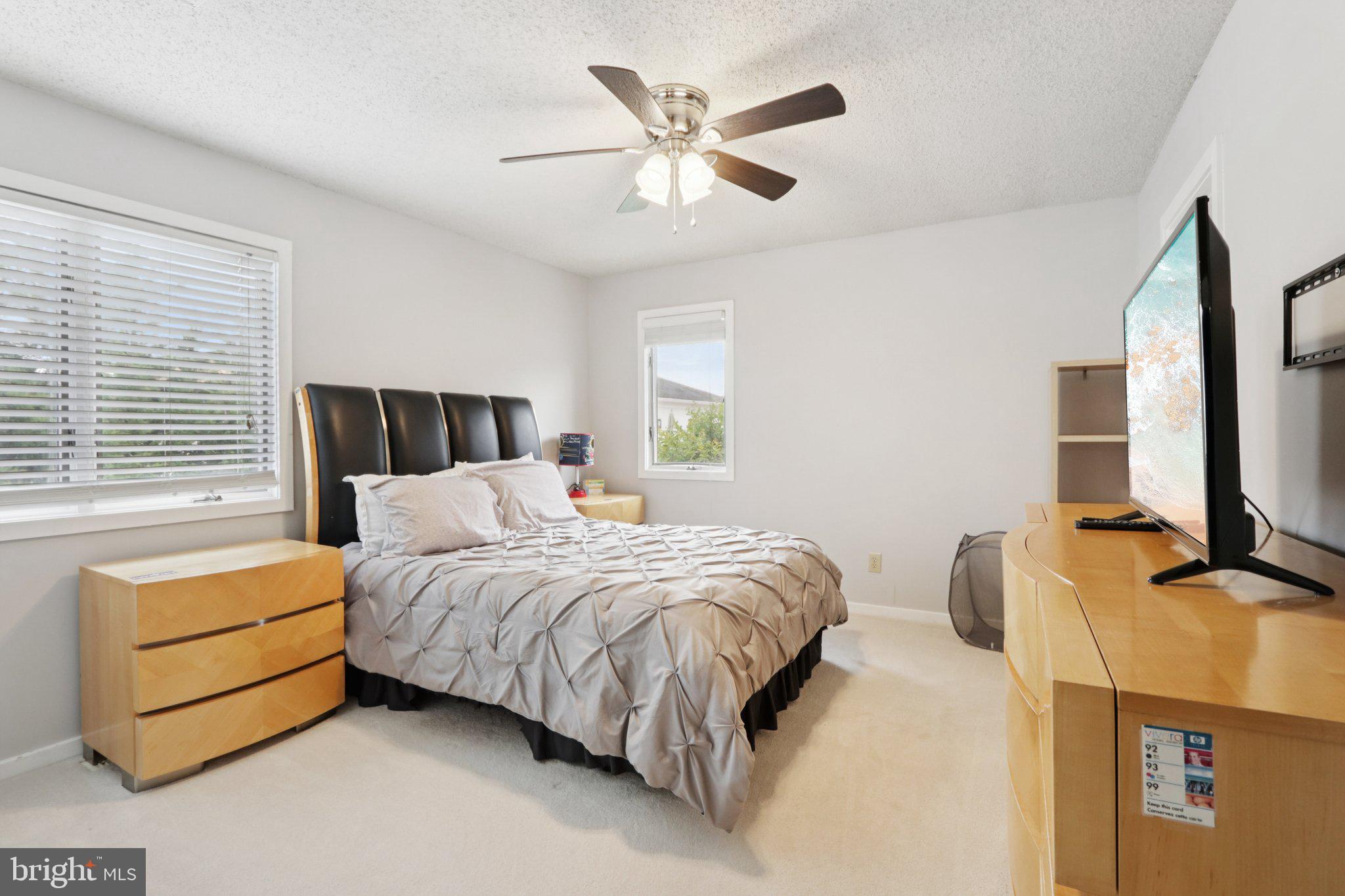 8 SEASIDE COURT