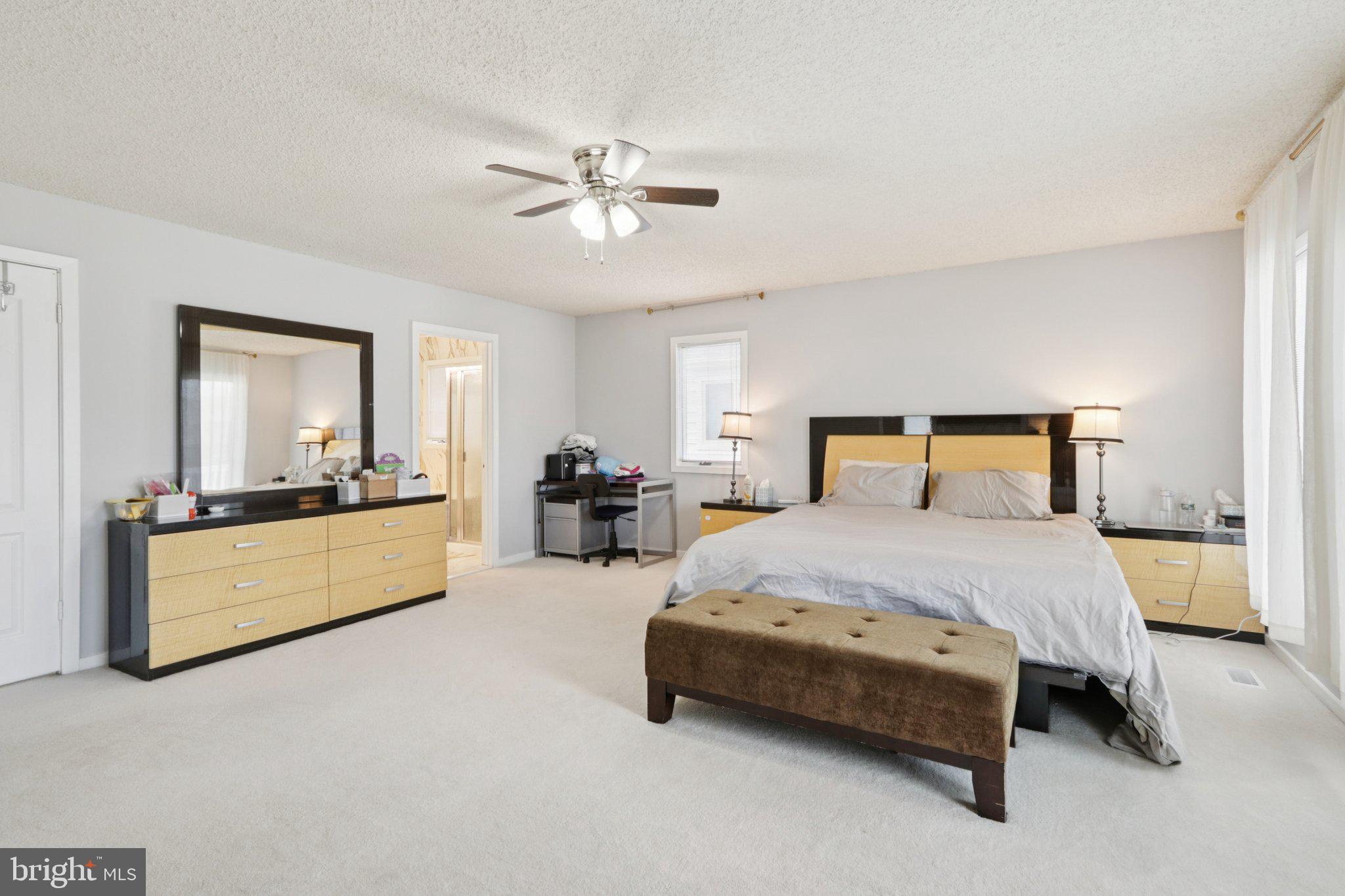 8 SEASIDE COURT