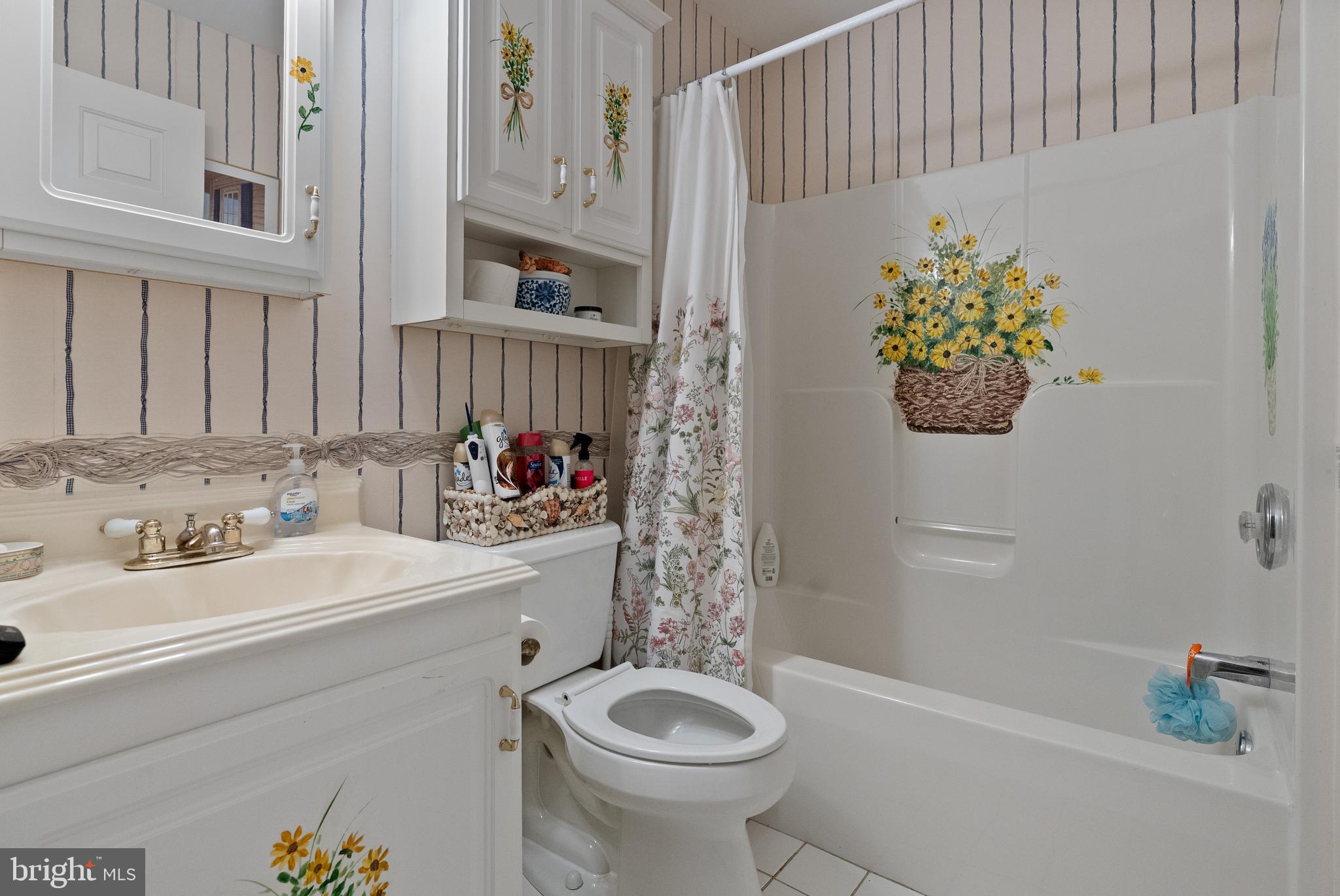 277 GREENBRIAR COURT