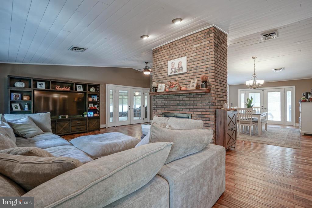 750 MOSS MILL ROAD