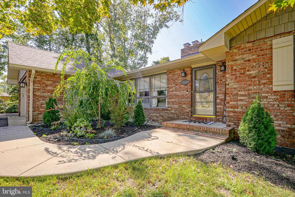 750 MOSS MILL ROAD