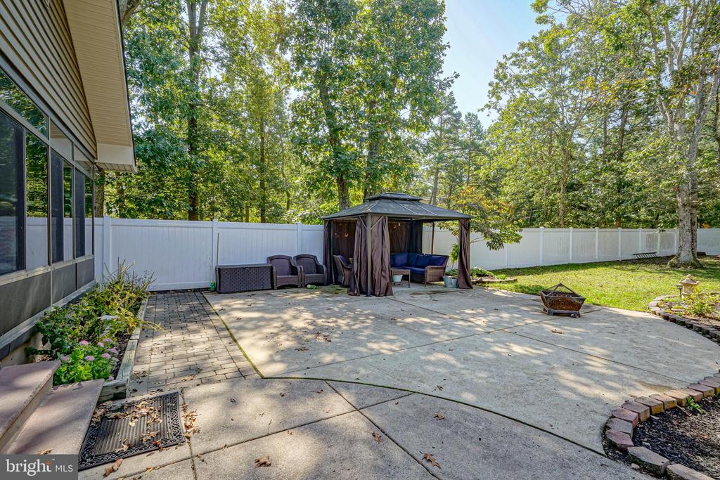 750 MOSS MILL ROAD