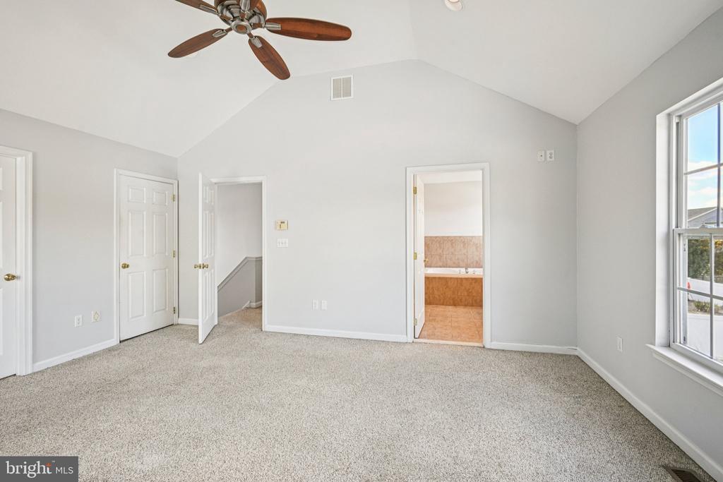 413 GENISTA AVENUE