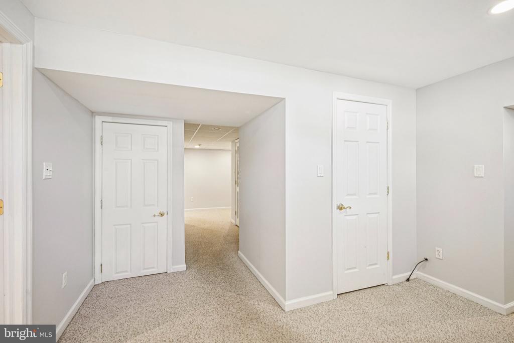 413 GENISTA AVENUE
